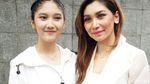 Kompaknya Baby Margaretha dan Putrinya