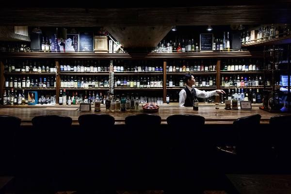 bar tersembunyi