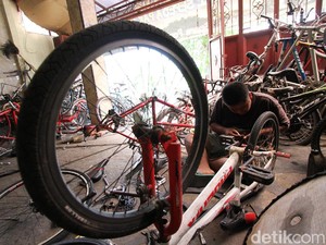 Bengkel Sepeda Kebanjiran Pasien, Sepeda Lipat Mendominasi
