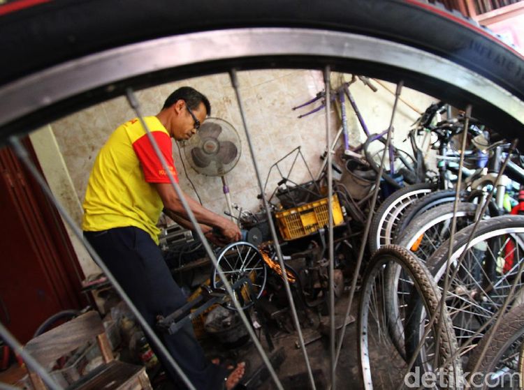 Bengkel Sepeda di Sukoharjo Rame Banget Gais