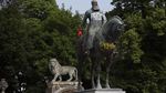 Deretan Patung Ini Jadi Sasaran Vandalisme Demonstran George Floyd