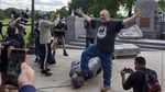 Deretan Patung Ini Jadi Sasaran Vandalisme Demonstran George Floyd