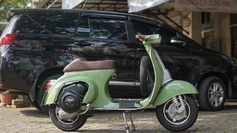 Modifikasi Vespa Andre Taulany Modifikasi Vespa Andre Taulany