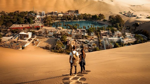 Berlokasi 8 kilometer dari Kota Ica di Peru Selatan. Oasis ini telah lama jadi destinasi pilihan bagi para traveler mewah di sekeliling Peru. Mereka sengaja berlibur di sini dan menginap di vila atau resort yang ada di sana. Istimewa/dok.incatrailmachu.com Berlokasi 8 kilometer dari Kota Ica di Peru Selatan. Oasis ini telah lama jadi destinasi pilihan bagi para traveler mewah di sekeliling Peru. Mereka sengaja berlibur di sini dan menginap di vila atau resort yang ada di sana. Istimewa/dok.incatrailmachu.com