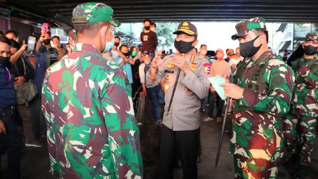 Panglima TNI dan Kapolri Cek Kesiapan New Normal di Tanah Abang