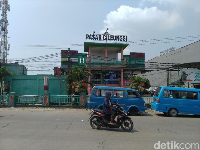 Pasar Cileungsi (Sachril Agustin Berutu/detikcom)