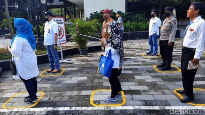 Candi Prambanan Terapkan Simulasi Protokol Kesehatan