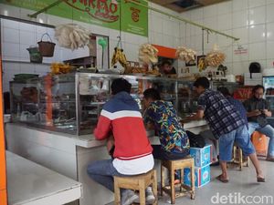 Usaha Seret saat Pandemi, Pengusaha Warteg Pulang Kampung Jadi Petani