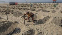 Sao Paulo sekarang memiliki lebih dari 10.000 kematian sementara Rio memiliki lebih dari 7.300.  