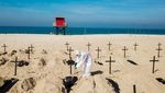 Aksi Gali Kuburan di Pantai Brasil