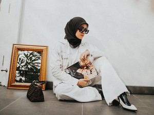 Berhijab, Ana Octarina Banjir Dukungan