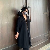 Ia berharap, kemauannya untuk menggarap bisnis sambal dapat menginspirasi orang lain untuk berani berkreasi di tengah situasi yang tak menentu seperti saat ini. Kebanyakan orang menemukan tekniknya dulu baru berani mencoba. Saya nggak belum dapat cara membuat sambal yang tahan lama, tapi nekat saja jualan yang nggak awet. Tapi ini nekat yang penuh perhitungan, tutup Anne Avantie. (Foto: Instagram/@anneavantieheart)