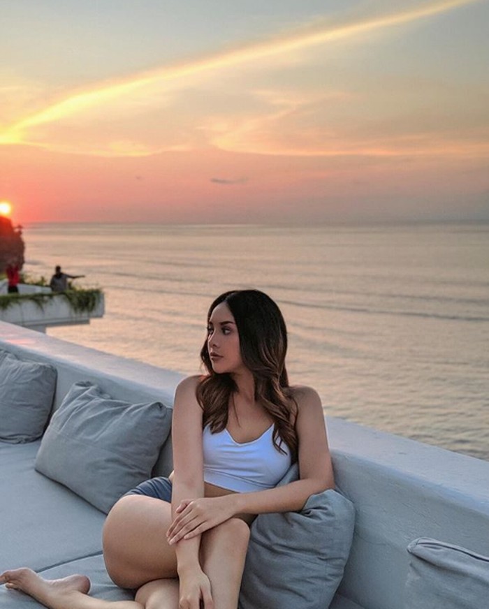 Anya Geraldine Anya Geraldine