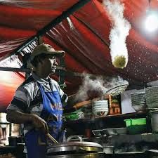 Atraksi Penjual Makanan Vrial
