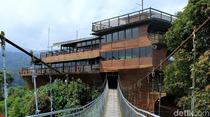 Destinasi wisata Glamping Lakeside di Ciwidey, Bandung, rencananya akan kembali dibuka esok. Protokol kesehatan pun disiapkan jelang pembukaan tempat wisata itu