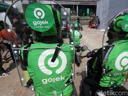 Begini Sekat Pelindung untuk Ojol