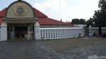 Begini Suasana Salat Jumat dari Magelang Hingga Solo