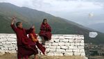 Jadi Negara Paling Bahagia, Bhutan Belum Terima Turis Lho