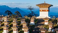 Bhutan sendiri sudah terbuka untuk turis sejak tahun 1970an. Promosinya bertema High Value, Low Volume, artinya Bhutan sudah sedari dulu menghindari wisata berskala masif. Pada tahap new normal nanti, Bhutan akan tetap menjual pariwisata berkelanjutan seperti yang sudah-sudah. Istimewa/dok.experiencetravelgroup.com/Melissa Nicholas  