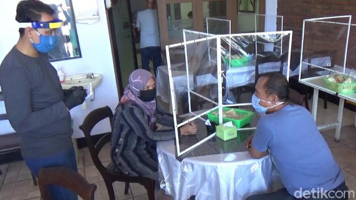 bilik warung makan di banyuwangi