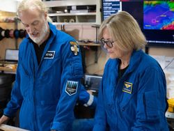 Perjalanan 10,8 Km ke Tempat Paling Dalam di Planet Bumi