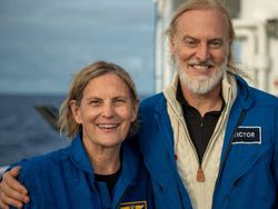 Perjalanan 10,8 Km ke Tempat Paling Dalam di Planet Bumi