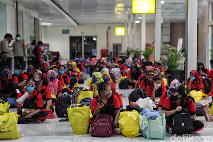 Kepulangan Ratusan TKI Ilegal dari Malaysia