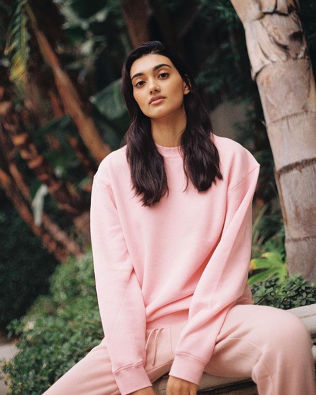 Saat Neelam Gill, model berdarah Inggris-India dikabarkan dekat dengan Zayn Malik, ia di-bully dan mendapat hujatan bernada rasisme. Model 25 tahun ini bahkan disebut mirip pengungsi. Foto: Instagram