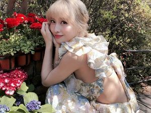 Hiks! Ini Momo TWICE yang Suaranya Dikritik