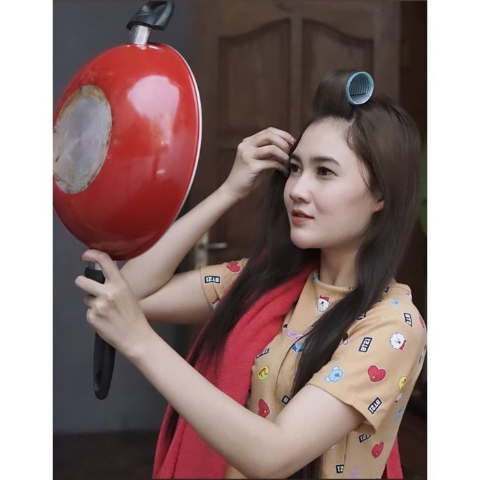 Nella Kharisma