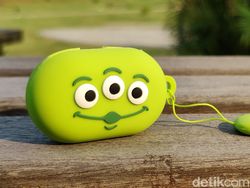 Unboxing Enco W11 Edisi Toy Story, Imut dan Nggak Mahal