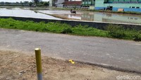 Asisten II Setda Boyolali, Widodo Muniru Ahmadi, mengatakan tahapan proyek jalan tol Yogyakarta-Solo saat ini memasuki tahap persiapan penyusunan amdal. Pematokan di Kecamatan Banyudono dan Sawit, dalam rangka untuk pemetaan dan penetapan lokasi oleh Guburnur.  Setelah pematokan ini, tahapan selanjutnya yaitu pemetaan serta inventarisasi luas dan pemilik tanah yang bakal terkena proyek. Lahan yang kena akan dilakukan pengukuran sesuai kebutuhan proyek.