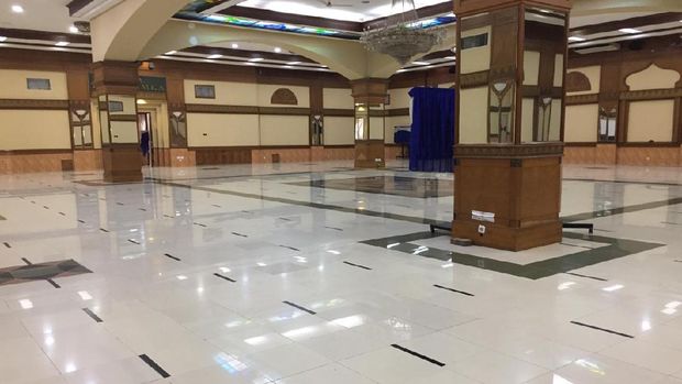 Persiapan Masjid Al Azhar gelar salat Jumat kedua di masa transisi PSBB DKI