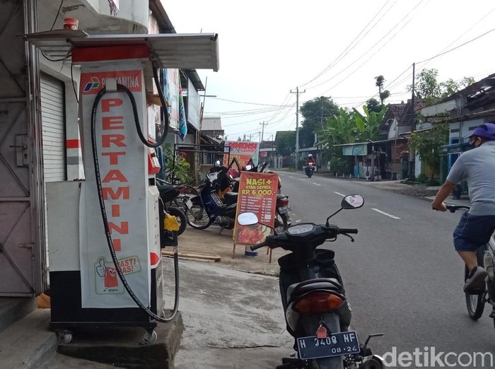 Pom bensin mini lokasi pemotor kabur santuy tak bayar BBM di Klaten, Jumat (12/6/2020).