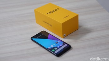 Prediksi kamu, berapa ponsel ini akan dibanderol? Foto: Adi Fida Rahman/detikINET