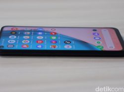 Unboxing Realme Narzo, Ponsel Layar 90Hz Harga Rp 2 Jutaan