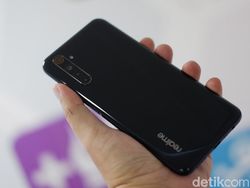 Unboxing Realme Narzo, Ponsel Layar 90Hz Harga Rp 2 Jutaan