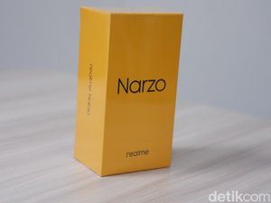 Unboxing Realme Narzo, Ponsel Layar 90Hz Harga Rp 2 Jutaan