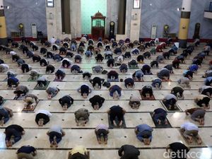 Besok, Masjid Agung Cimahi Kembali Gelar Salat Jumat