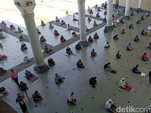 Muhammadiyah Surabaya Setuju Salat Jumat 2 Gelombang Bukan Ganjil Genap