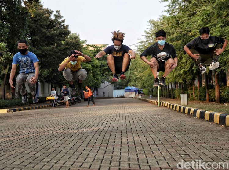 Semangat Tanpa Batas Pecinta Parkour Menuju New Normal