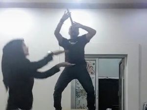 Video TikTok Joget India yang Bikin Jabatan Kepala Dinas di Bondowoso Dicopot