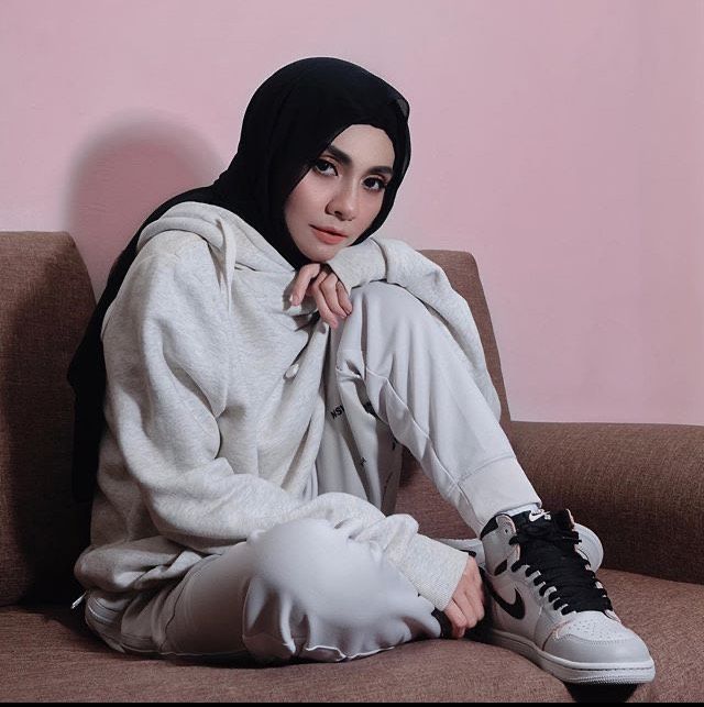 Zizi Kirana