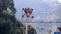 PLN berharap dengan meningkatnya jam nyala listrik di Distrik Kaureh bisa meningkatkan kesejahteraan masyarakat.