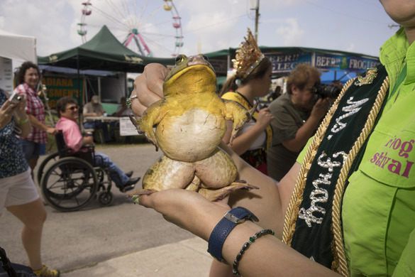 festival makanan aneh