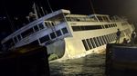 Begini Kondisi Kapal Feri yang Kandas di Pelabuhan Padang Bai