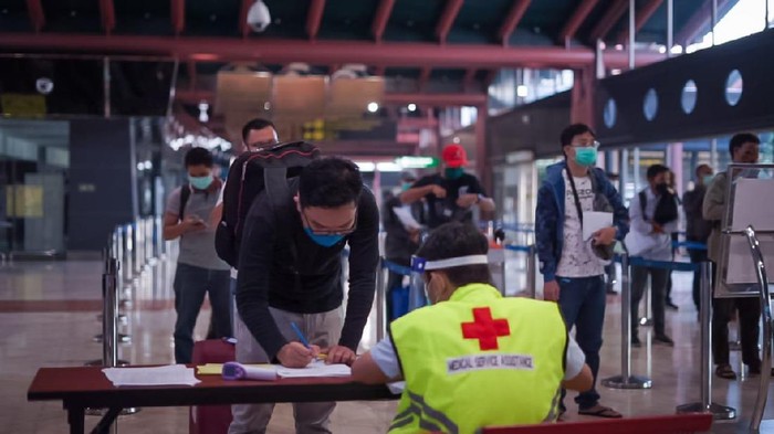 Kebiasaan baru di Bandara PT Angkasa Pura II