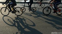 Penggunaan sepeda untuk berolahraga dilaporkan meningkat saat new normal. Kecenderungan tersebut diperoleh dari naiknya penjualan sepeda di sejumlah kota pada beberapa pekan terakhir. 