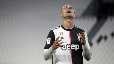 Saat Ronaldo Gagal Eksekusi Penalti ke Gawang AC Milan