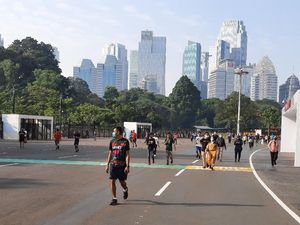 GBK Ramai Dikunjungi Saat PSBB Transisi, Warga: Ada Rasa Waswas Juga